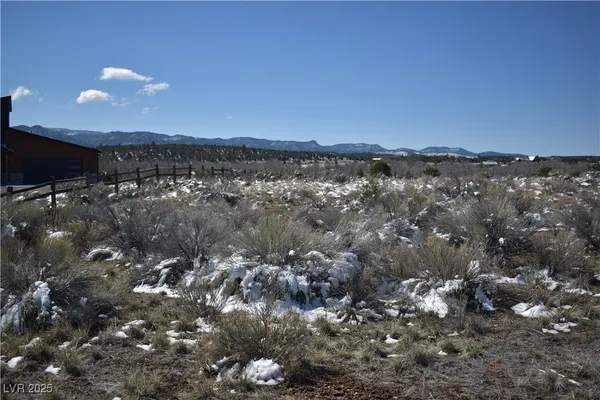 $105,000 | 187 West Bryce Gate Circle, Hatch, UT 84735