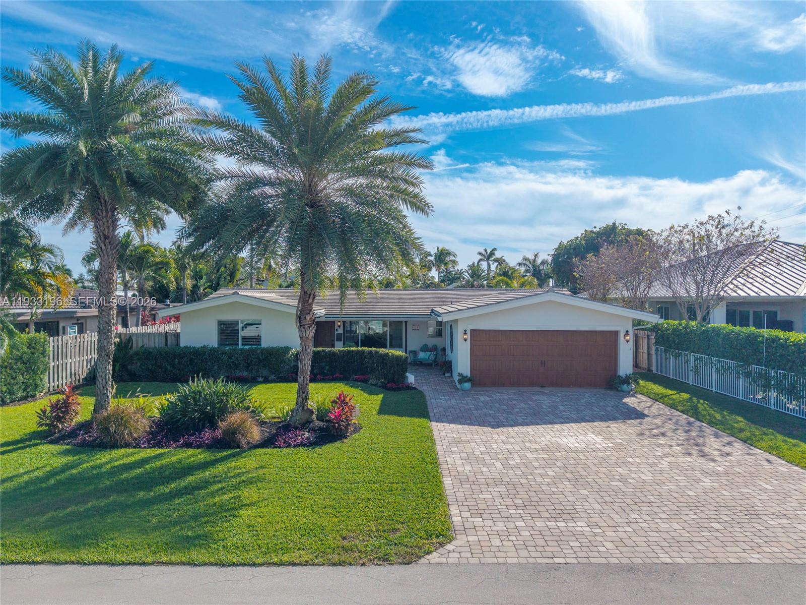 2832 Northeast 34th Street Lighthouse Point, FL 33064 - Photo 2 of 64