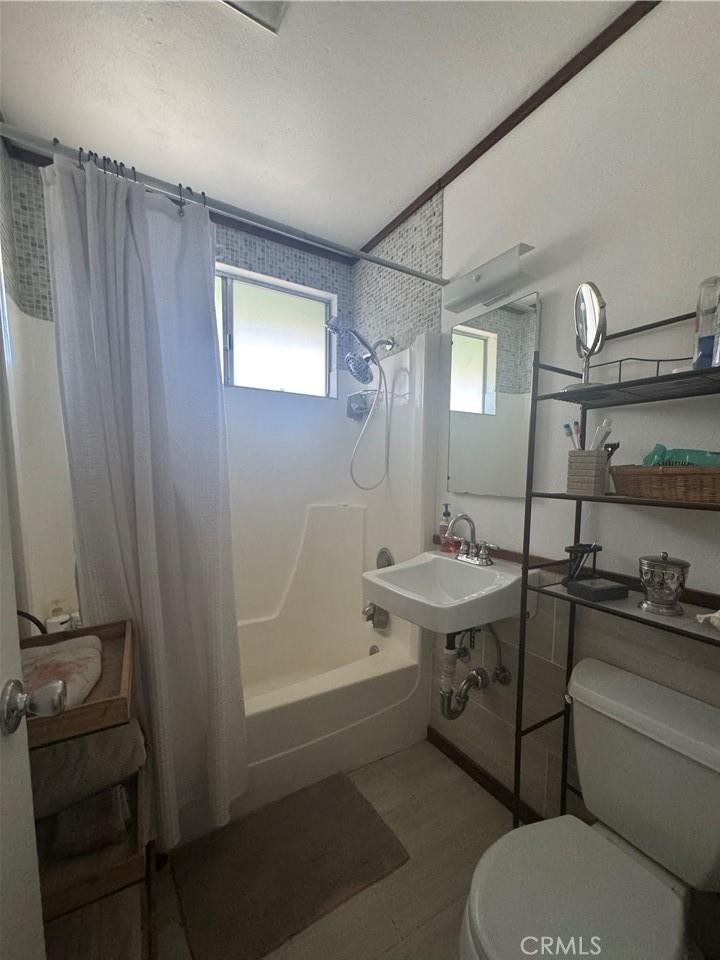 27619 Canyon Drive Lake Arrowhead, CA 92352 - Photo 6 of 13