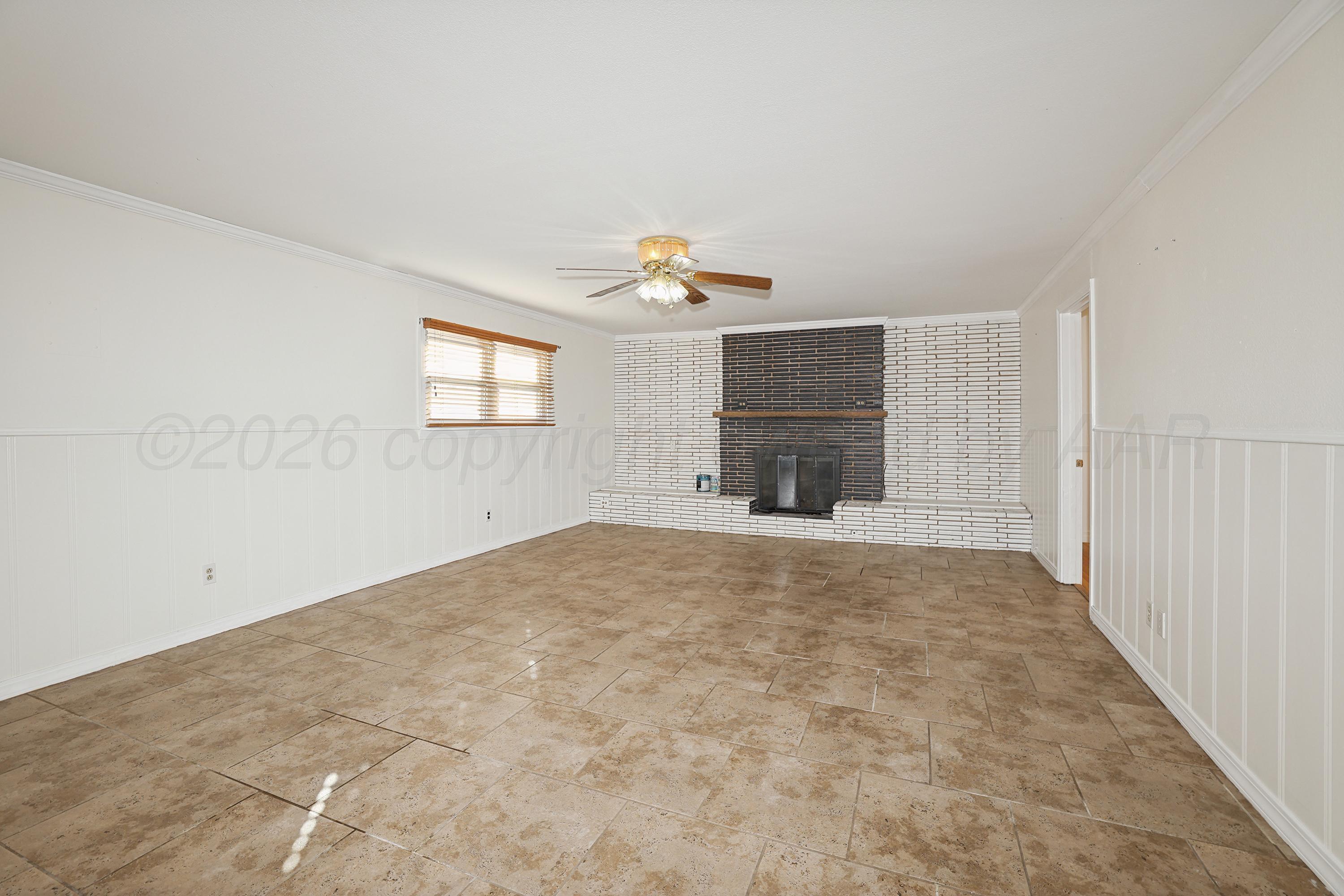 3815 South Bowie Street Amarillo, TX 79110 - Photo 3 of 15 6-Den