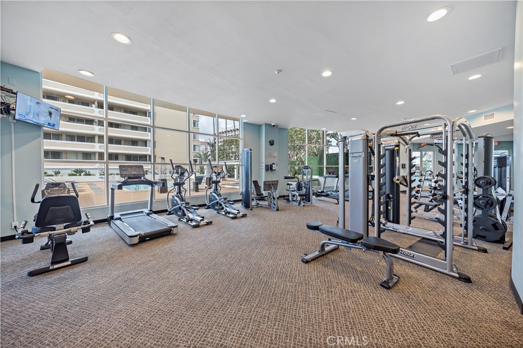 700 East Ocean Boulevard, Unit 3003 Long Beach, CA 90802 - Photo 22 of 35 a view of a room with gym equipment