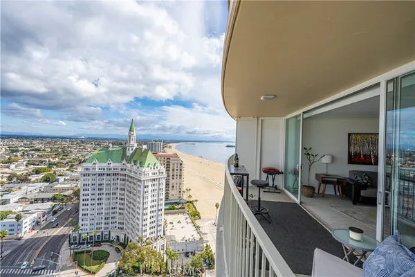 $750,000 | 700 East Ocean Boulevard, Unit 3003, Long Beach, CA 90802