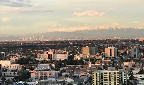 $750,000 | 700 East Ocean Boulevard, Unit 3003, Long Beach, CA 90802