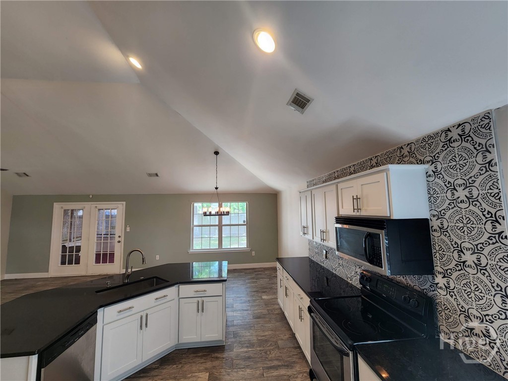 106 Meadowside Lane Savannah, GA 31405 - Photo 11 of 22