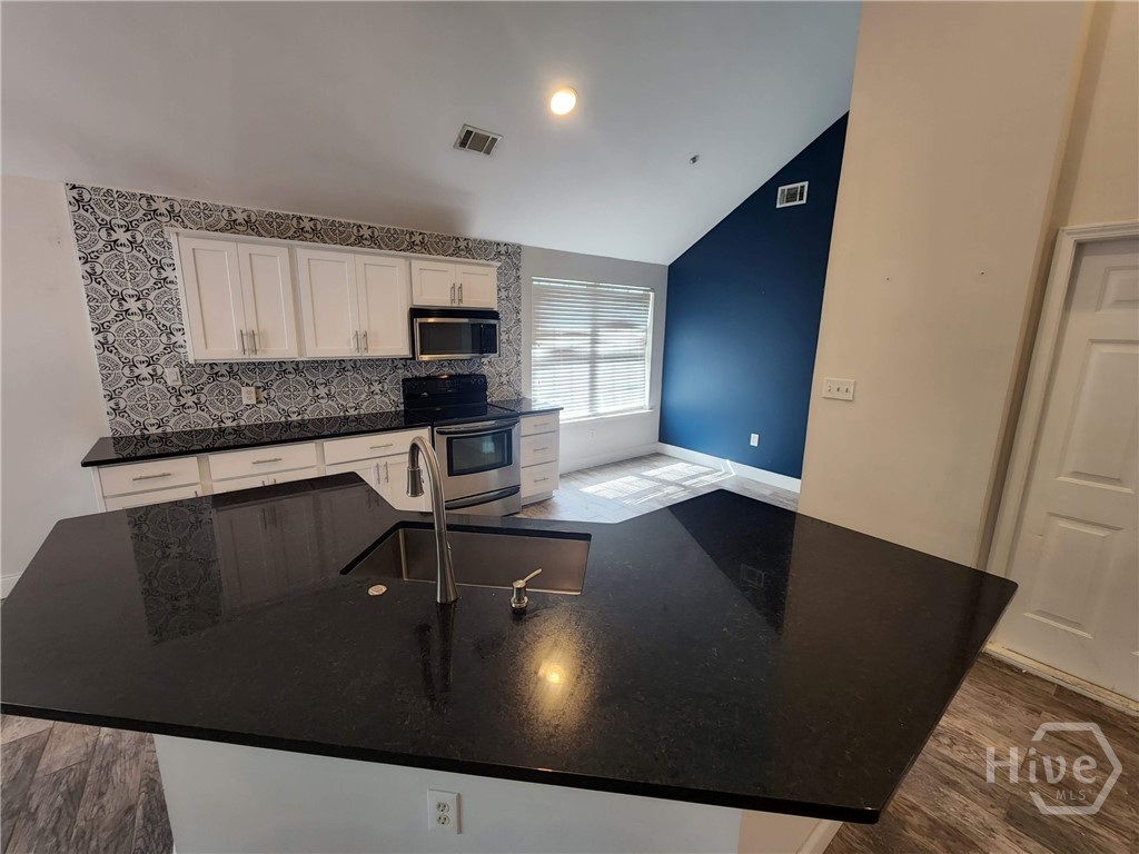 106 Meadowside Lane Savannah, GA 31405 - Photo 5 of 22