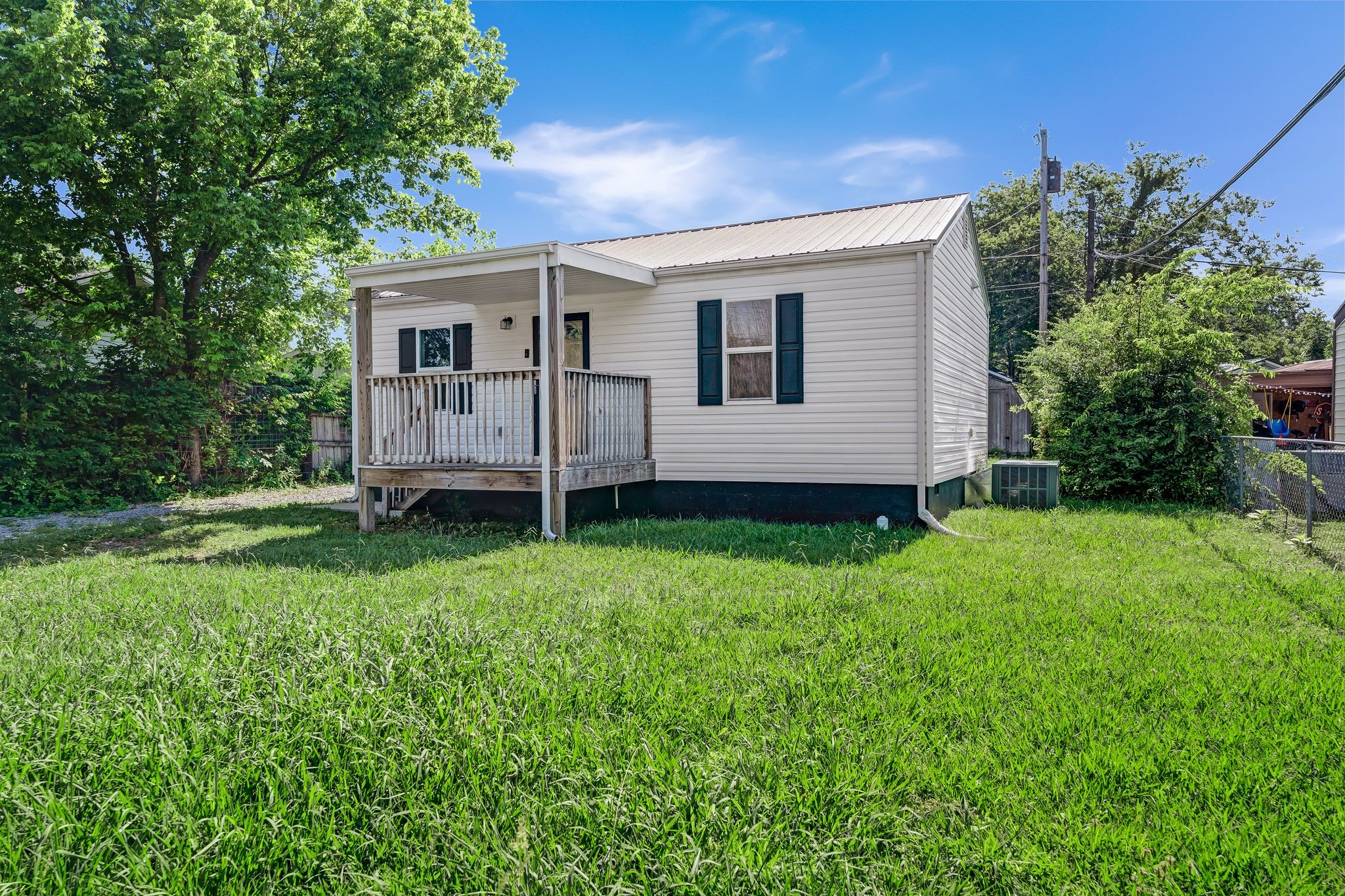 212 Marbury Road Tullahoma, TN 37388 - Photo 4 of 21 Gallery Image 4
