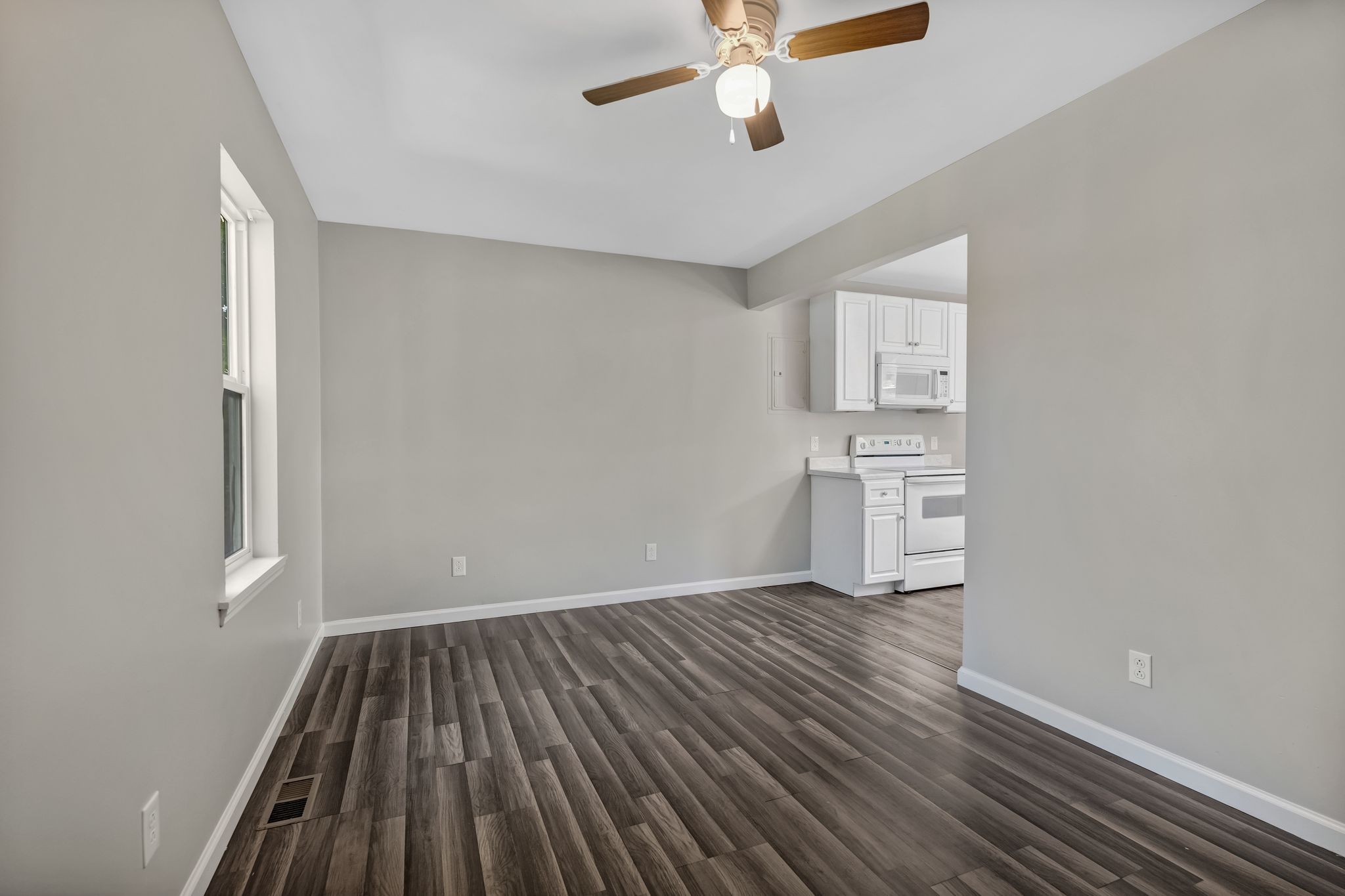 212 Marbury Road Tullahoma, TN 37388 - Photo 6 of 21 Gallery Image 6