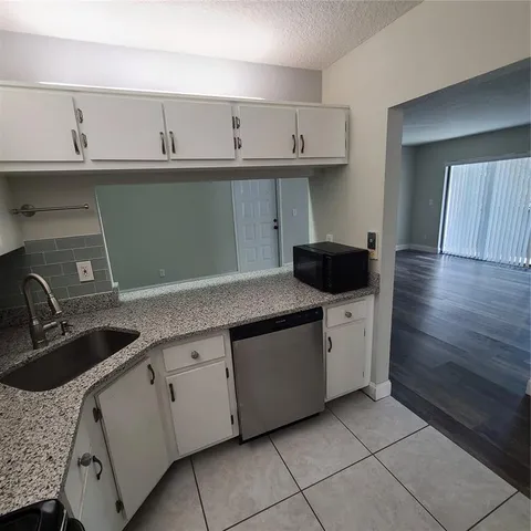 $1,600 | 8209 Sun Spring Circle, Unit 12, Orlando, FL 32825