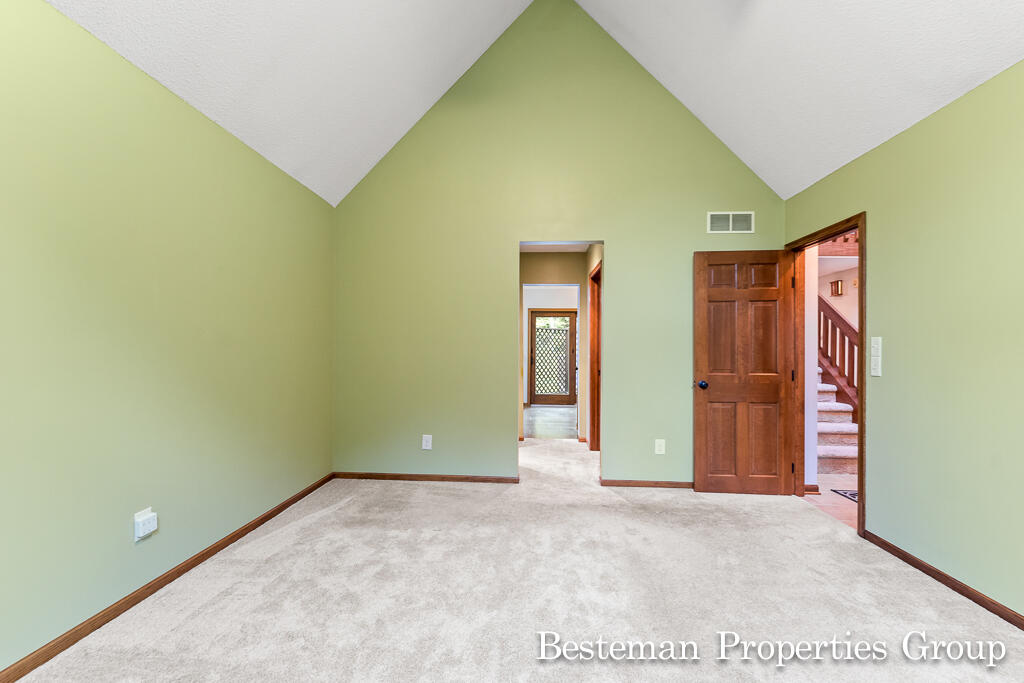 18121 Lovell Road Spring Lake, MI 49456 - Photo 13 of 95 18121LovellRd19Lores