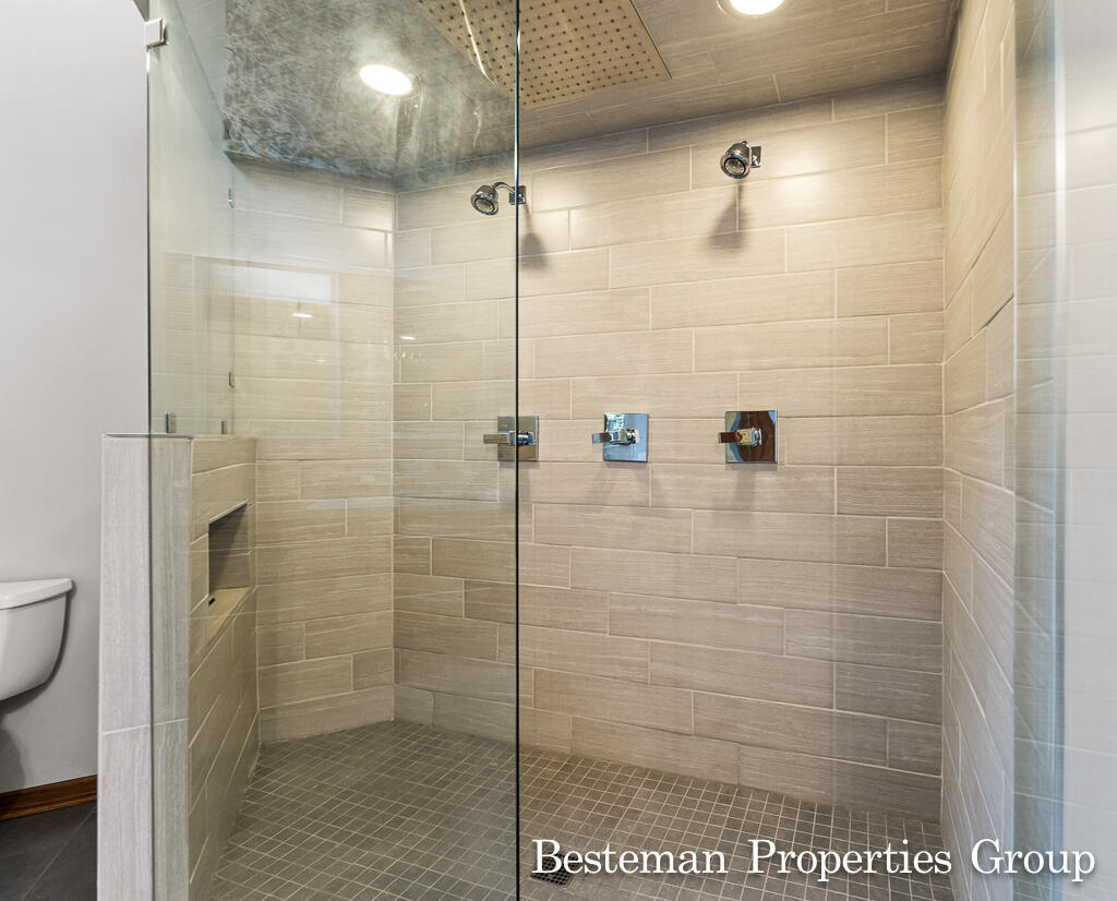 18121 Lovell Road Spring Lake, MI 49456 - Photo 21 of 95 18121LovellRd24Lores