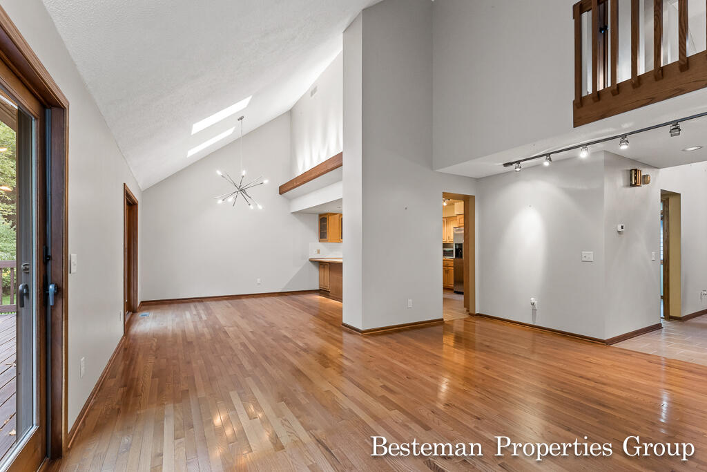 18121 Lovell Road Spring Lake, MI 49456 - Photo 35 of 95 18121LovellRd33Lores
