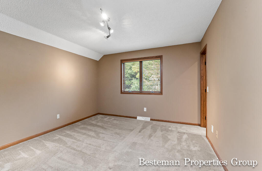 18121 Lovell Road Spring Lake, MI 49456 - Photo 50 of 95 18121LovellRd47Lores