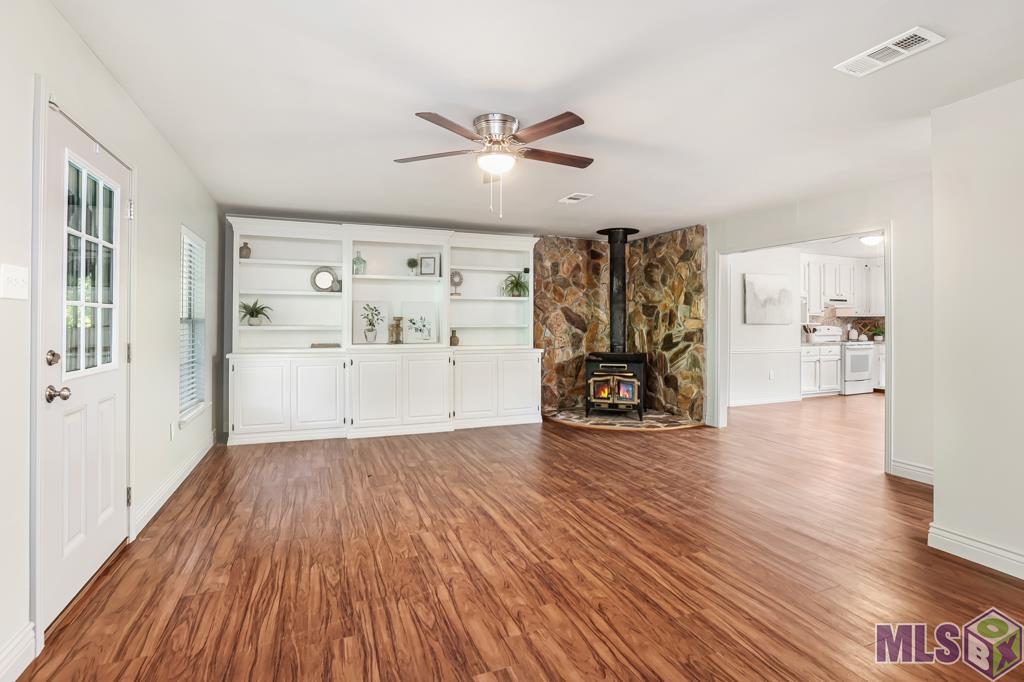 24419 Kendalwood Road Baton Rouge, LA 70817 - Photo 8 of 30