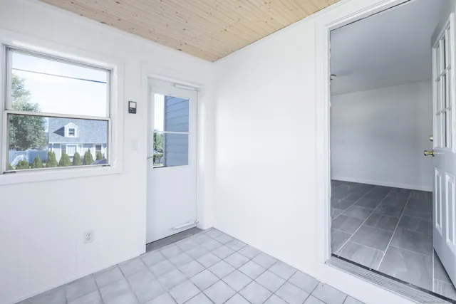 $299,999 | 66 1st Street, New Britain, CT 06051