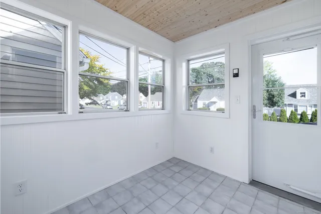 $299,999 | 66 1st Street, New Britain, CT 06051