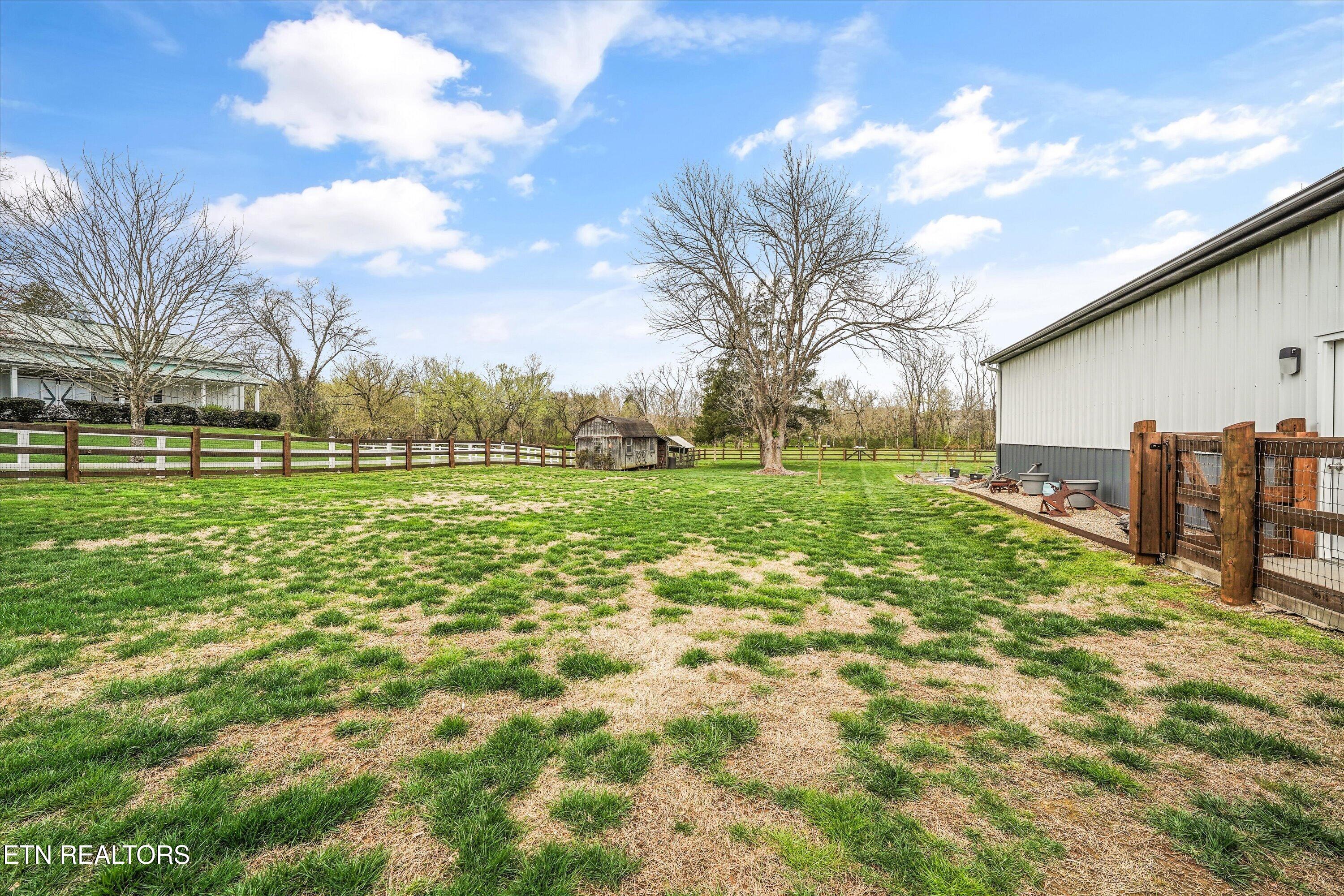 2529 Cunningham Road Knoxville, TN 37918 - Photo 34 of 44 42-2529 Cunningham Rd34