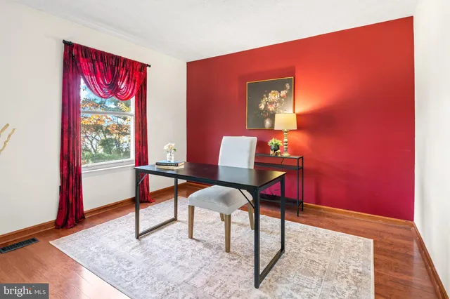 $580,000 | 8005 Hillrise Court, Elkridge, MD 21075