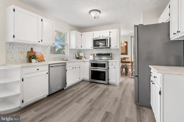 $580,000 | 8005 Hillrise Court, Elkridge, MD 21075