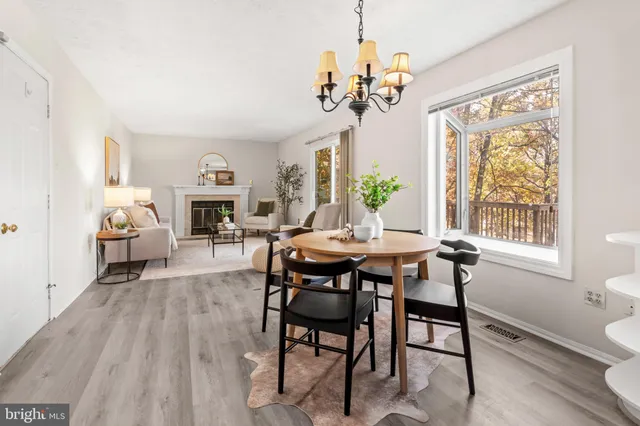 $580,000 | 8005 Hillrise Court, Elkridge, MD 21075