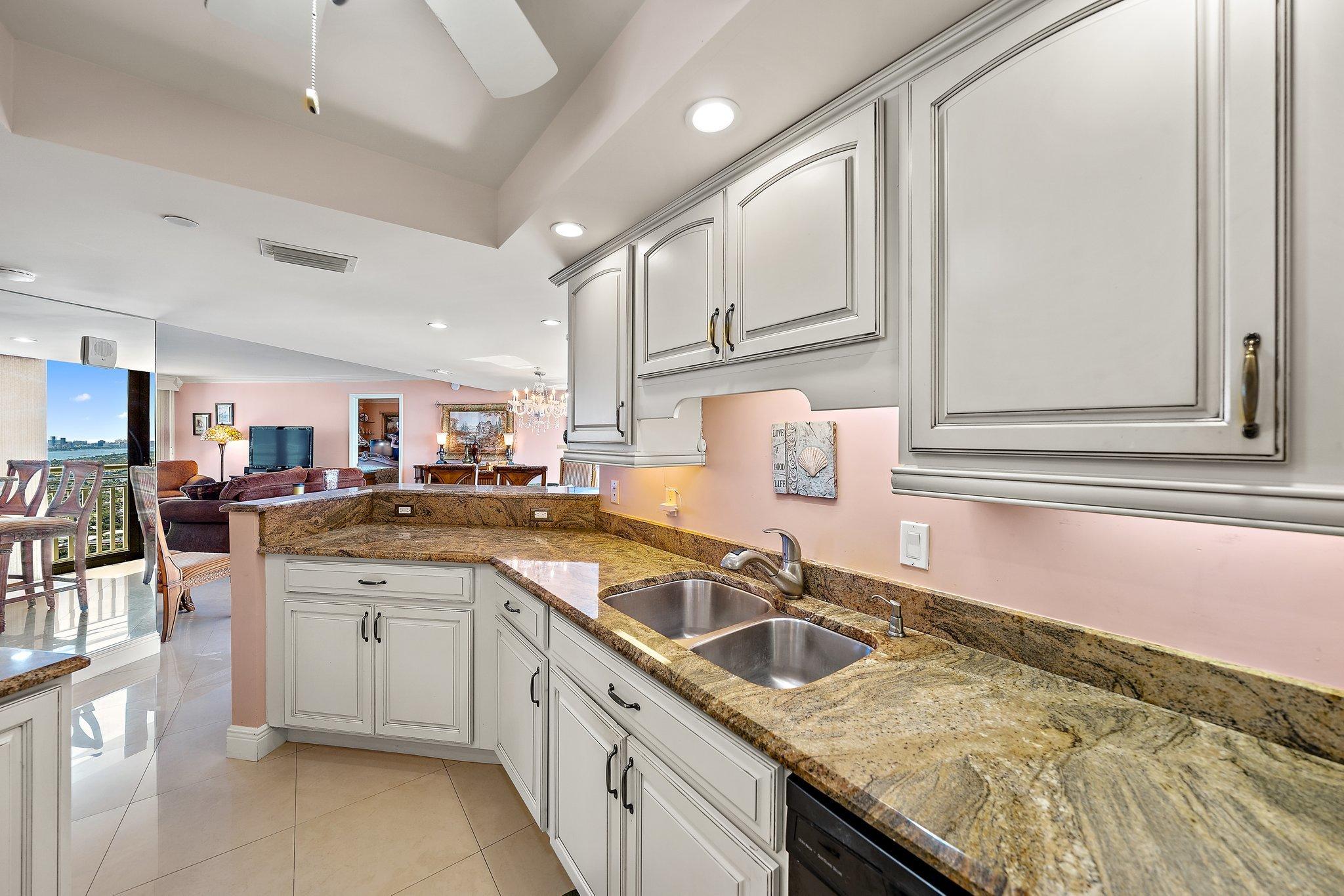 3000 North Ocean Drive, Unit 35F Riviera Beach, FL 33404 - Photo 12 of 36 028-3000NOceanDr35F-SingerIsland-FL-SMAL
