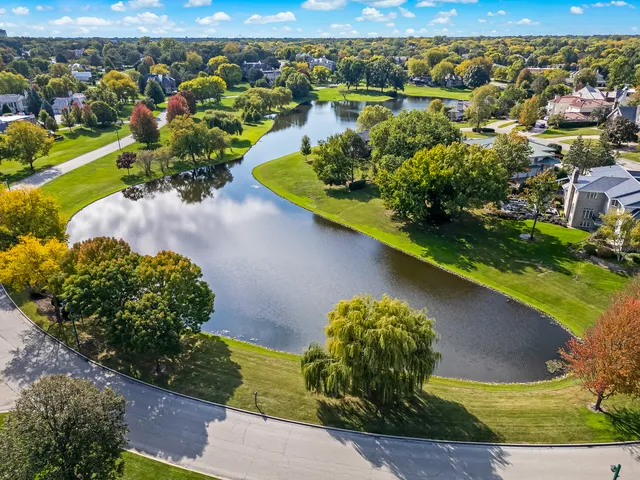 $2,195,000 | 1753 Midwest Club Parkway, Oak Brook, IL 60523