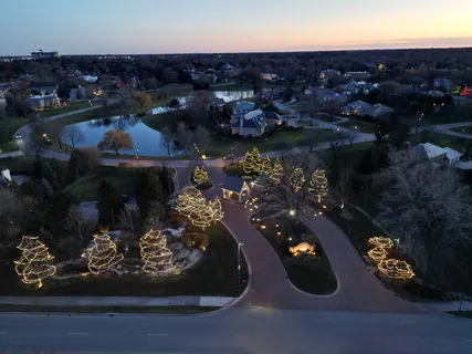 $2,195,000 | 1753 Midwest Club Parkway, Oak Brook, IL 60523