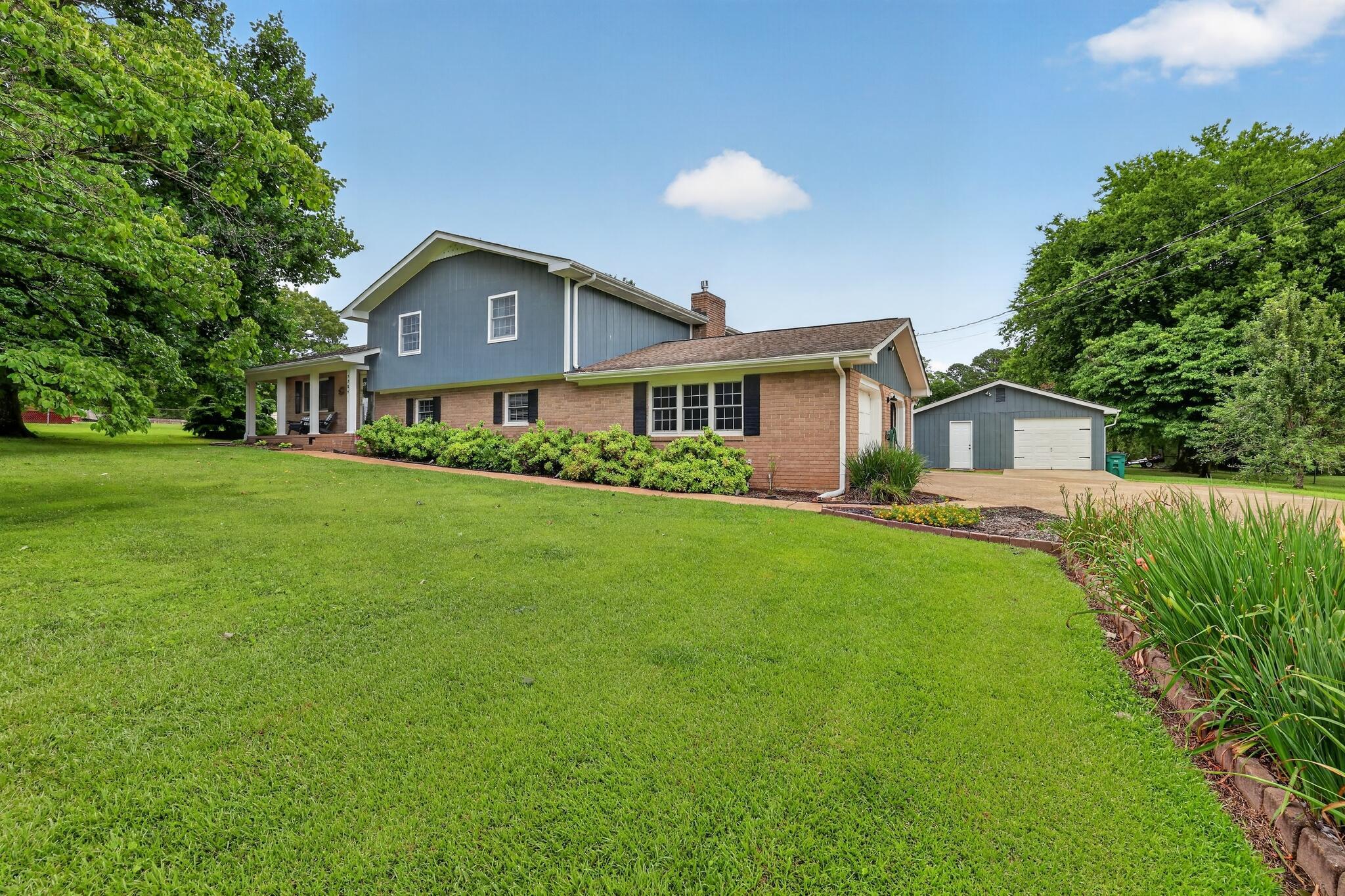 1751 Crabtree Road Hixson, TN 37343 - Photo 2 of 35 02_beyc6a3bf501be4a8