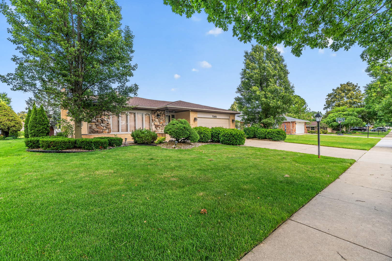 7305 Summit Road Darien, IL 60561 - Photo 34 of 47