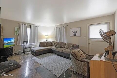 746 West Coolidge Street Phoenix, AZ 85013 - Photo 21 of 29 IMG_0929