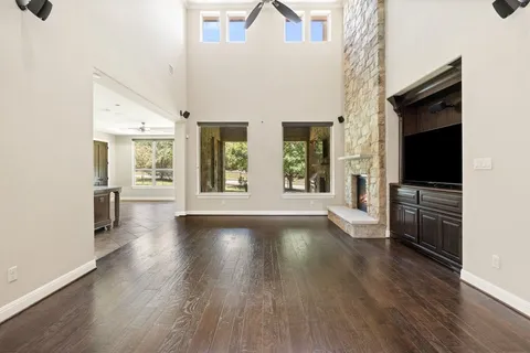 $1,149,000 | 105 Aruba Court, Lakeway, TX 78734
