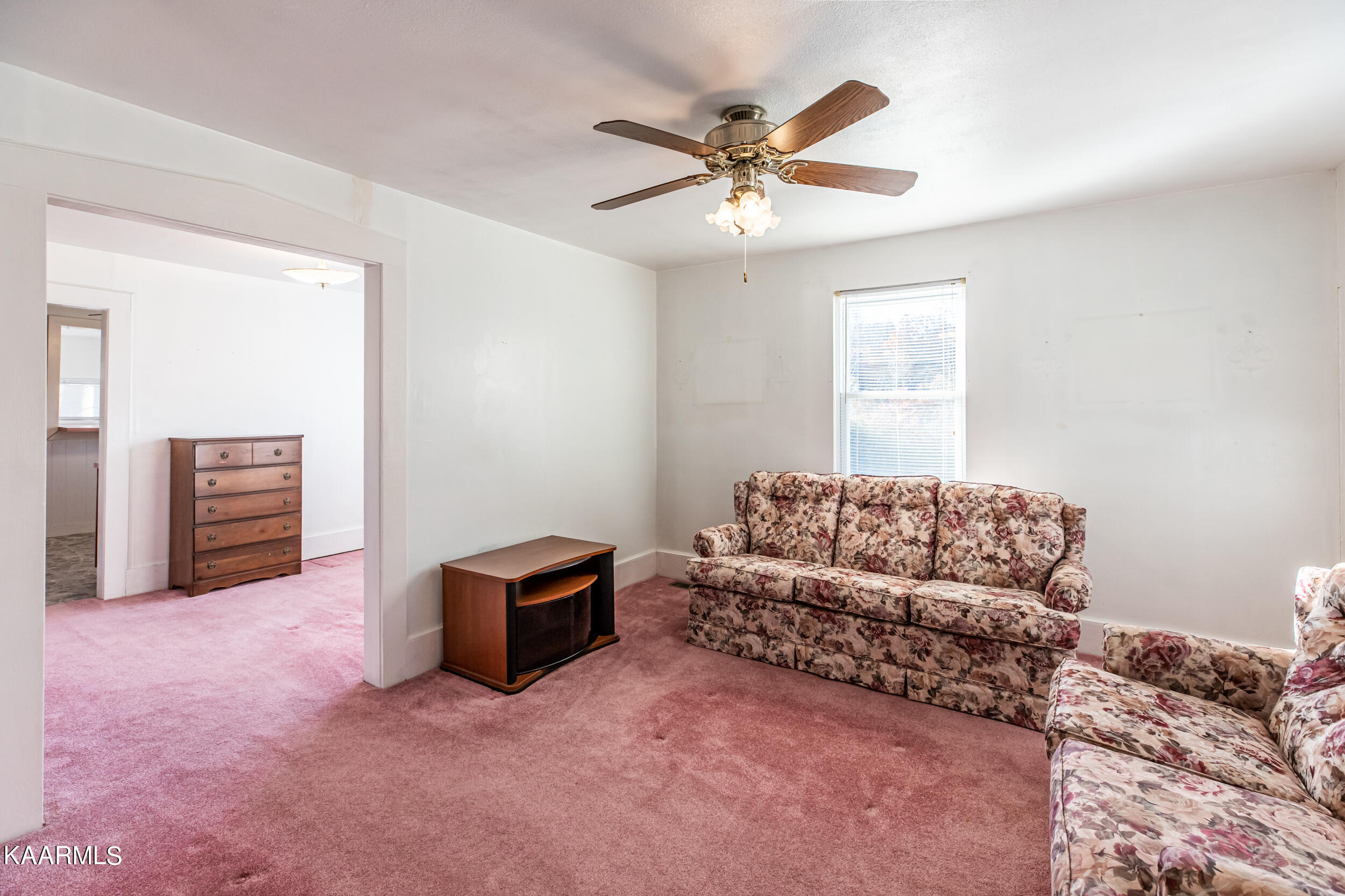 1228 Ridge Road Caryville, TN 37714 - Photo 18 of 52 5344BBFC-5943-4789-9705-E8E977583E25