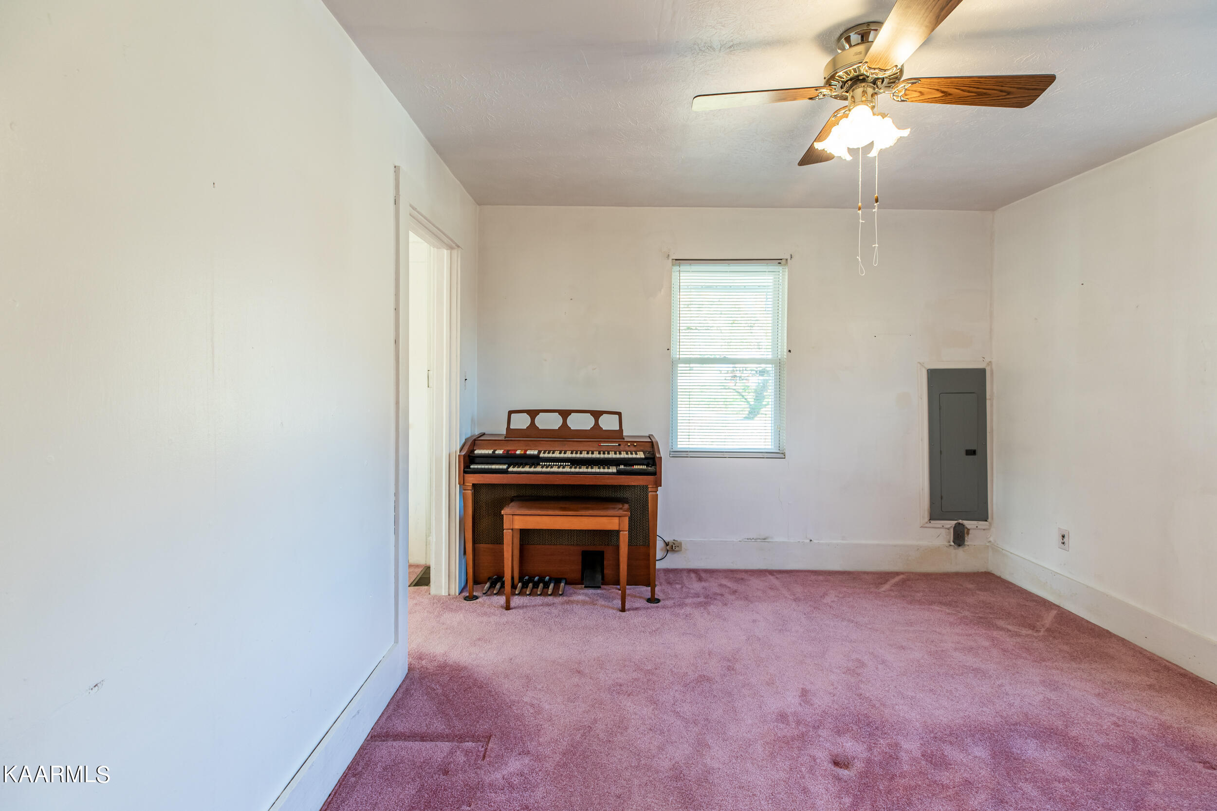 1228 Ridge Road Caryville, TN 37714 - Photo 21 of 52 27AFC3B2-65D1-4117-BAD1-5C7DA801B6CD