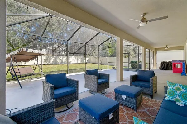$550,000 | 2604 Valley Sunset Lane, Valrico, FL 33594