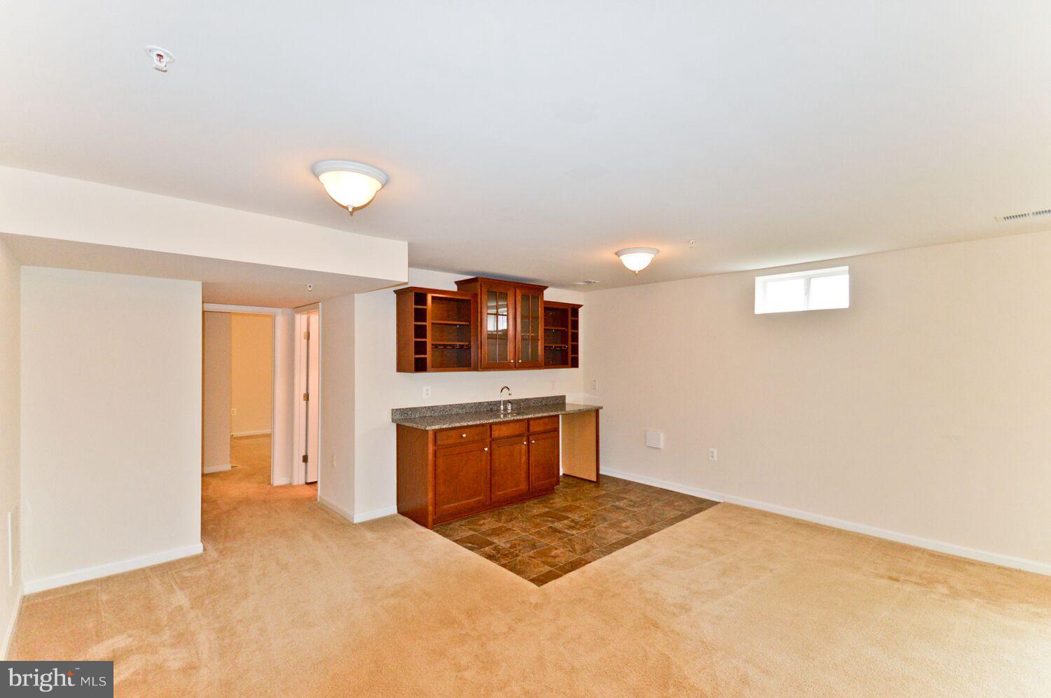 7110 Battle Field Loop Brandywine, MD 20613 - Photo 27 of 27 Basement Wetbar