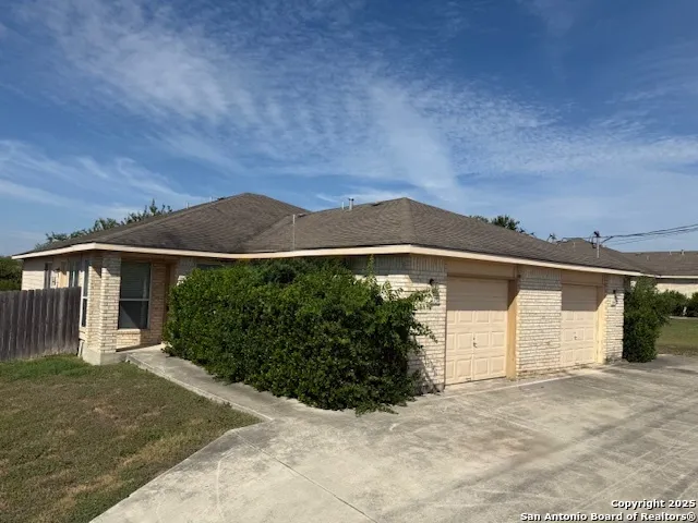 $1,295 | 2754 Farm To Market Road 1044, New Braunfels, TX 78130