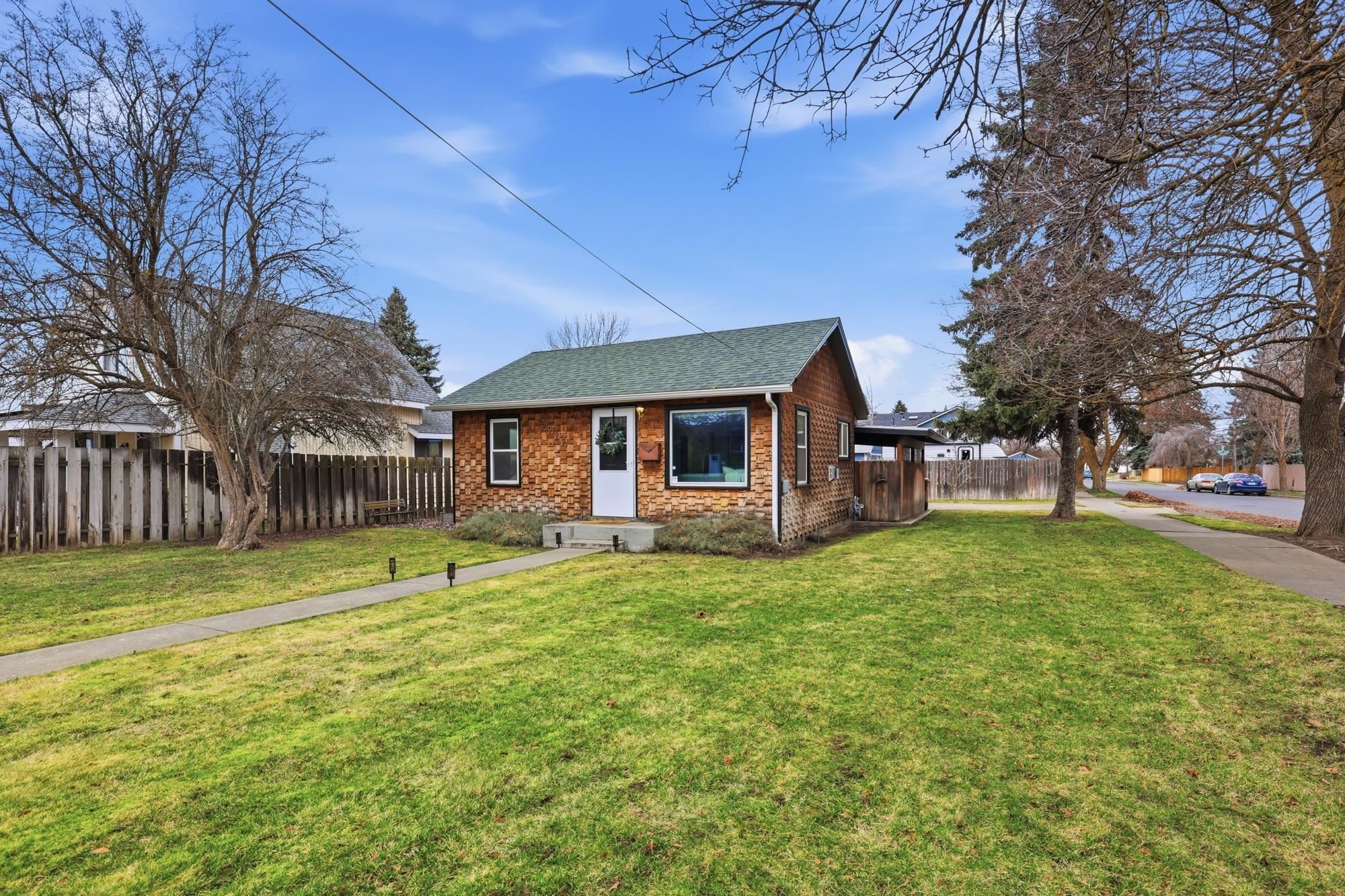 3927 East 26th Avenue Spokane, WA 99223 - Photo 27 of 44