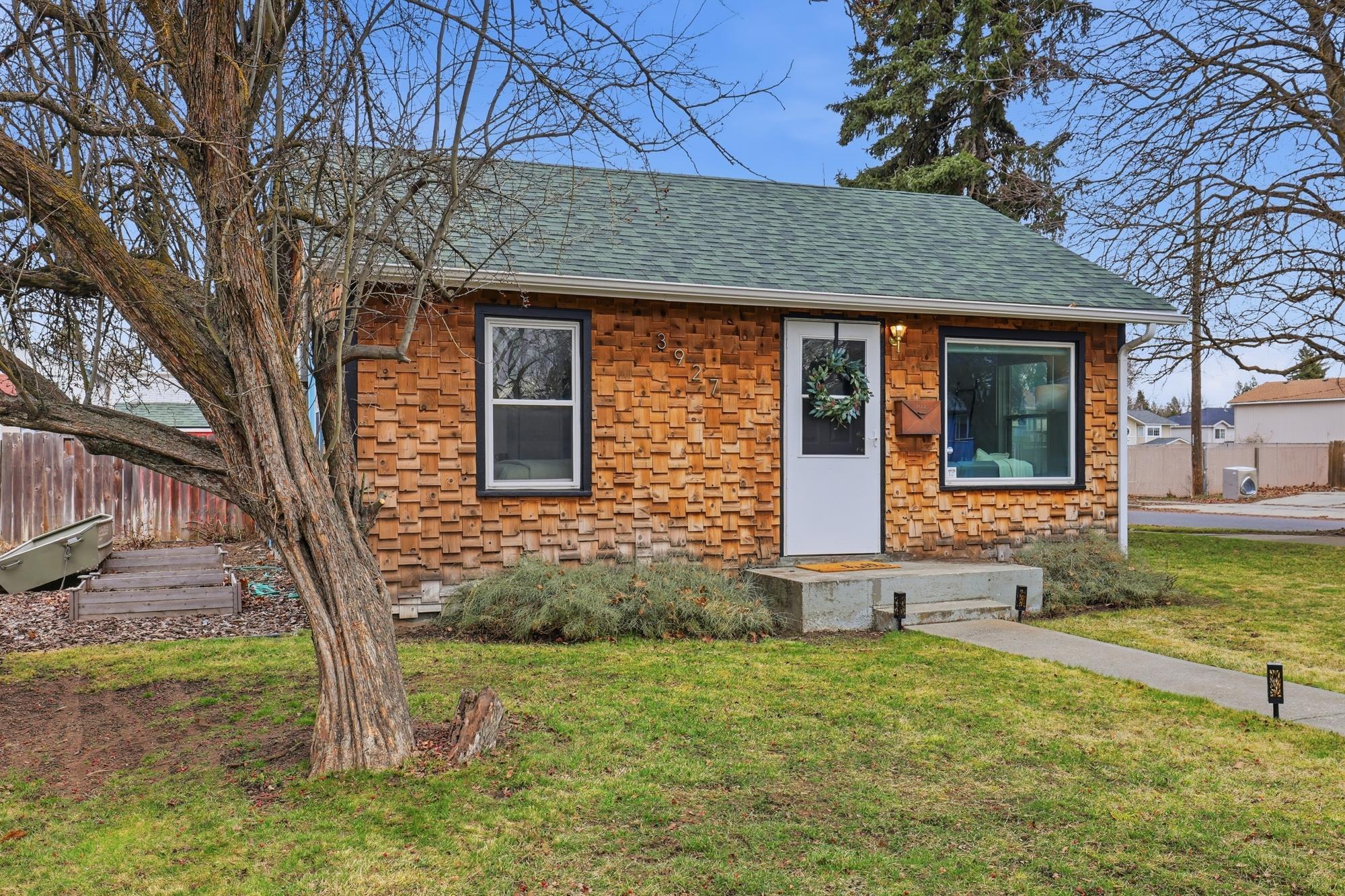 3927 East 26th Avenue Spokane, WA 99223 - Photo 29 of 44