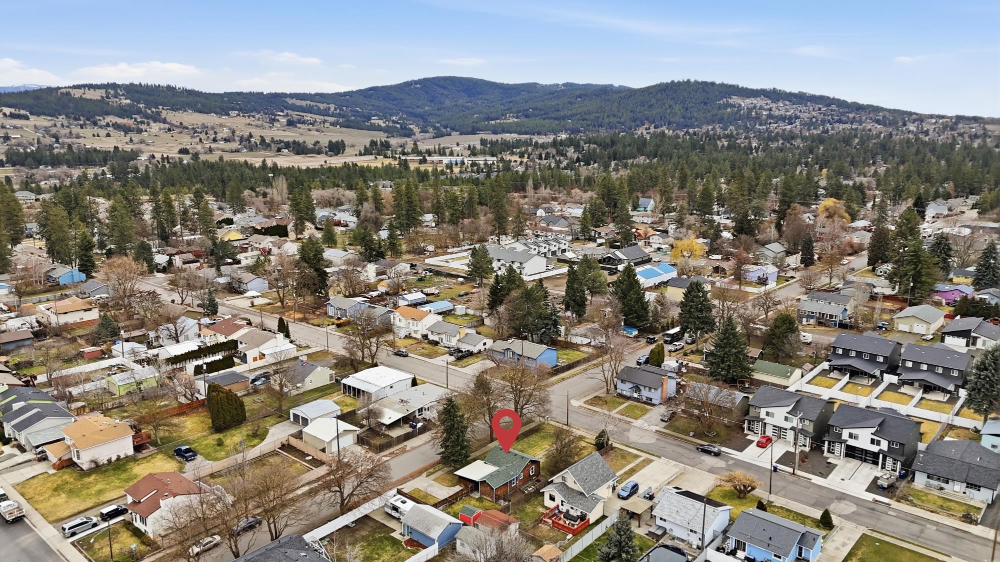 3927 East 26th Avenue Spokane, WA 99223 - Photo 37 of 44