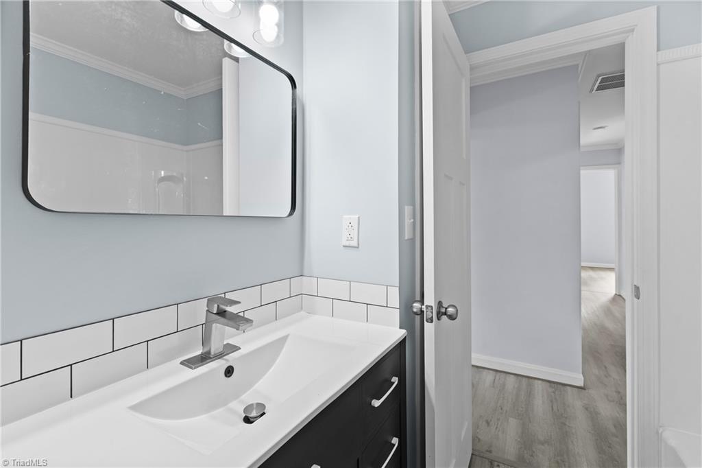 2305 Friends Avenue High Point, NC 27260 - Photo 17 of 26