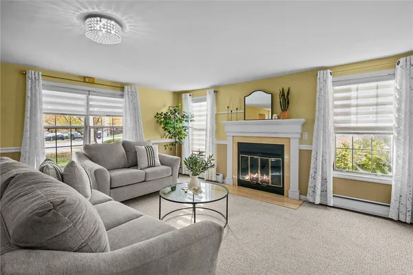 $379,900 | 15 Nipmuc Trail, Unit A, North Providence, RI 02904