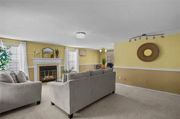 $379,900 | 15 Nipmuc Trail, Unit A, North Providence, RI 02904