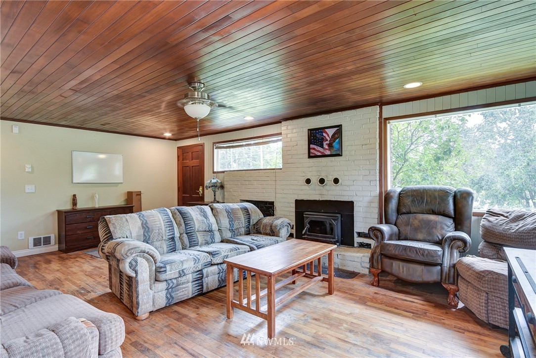 1050 View Ridge Drive Oak Harbor, WA 98277 - Photo 24 of 25 Gallery Image 24