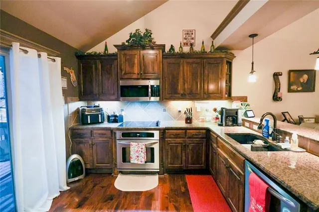 $474,900 | 21805 East 32nd Terrace South, Independence, MO 64057