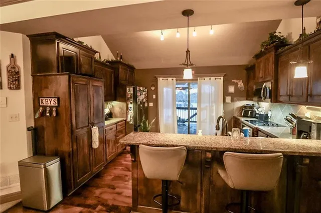 $474,900 | 21805 East 32nd Terrace South, Independence, MO 64057