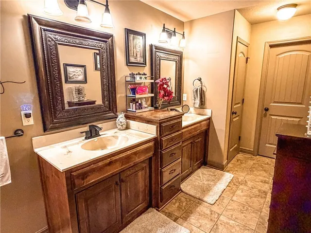 $474,900 | 21805 East 32nd Terrace South, Independence, MO 64057