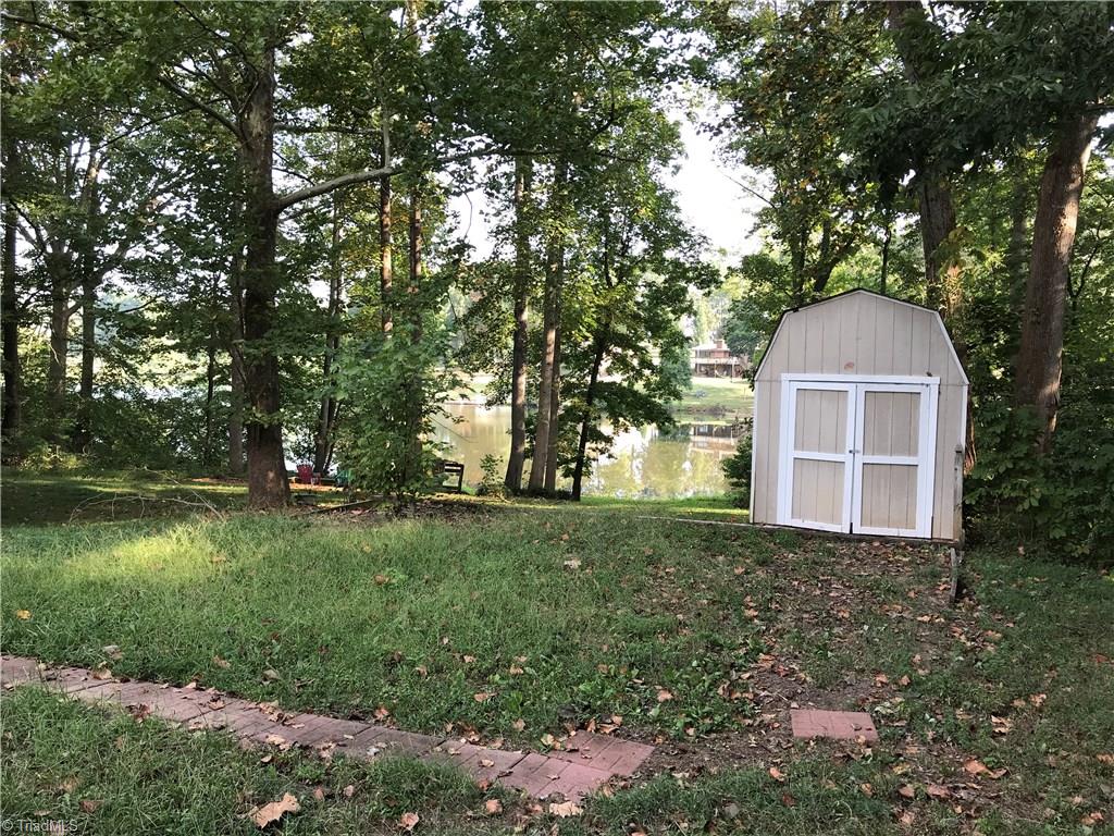 192 Hawthorne Road Mocksville, NC 27028 - Photo 17 of 18 Gallery Image 17