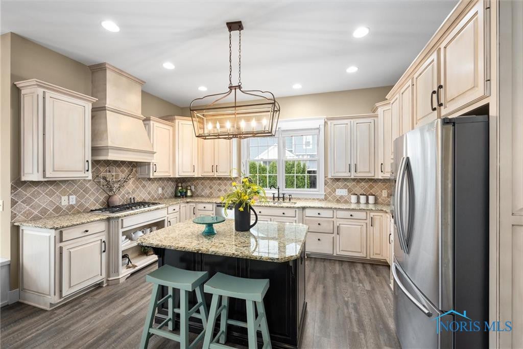 26017 Seminary Road Perrysburg, OH 43551 - Photo 22 of 49 Gallery Image 22