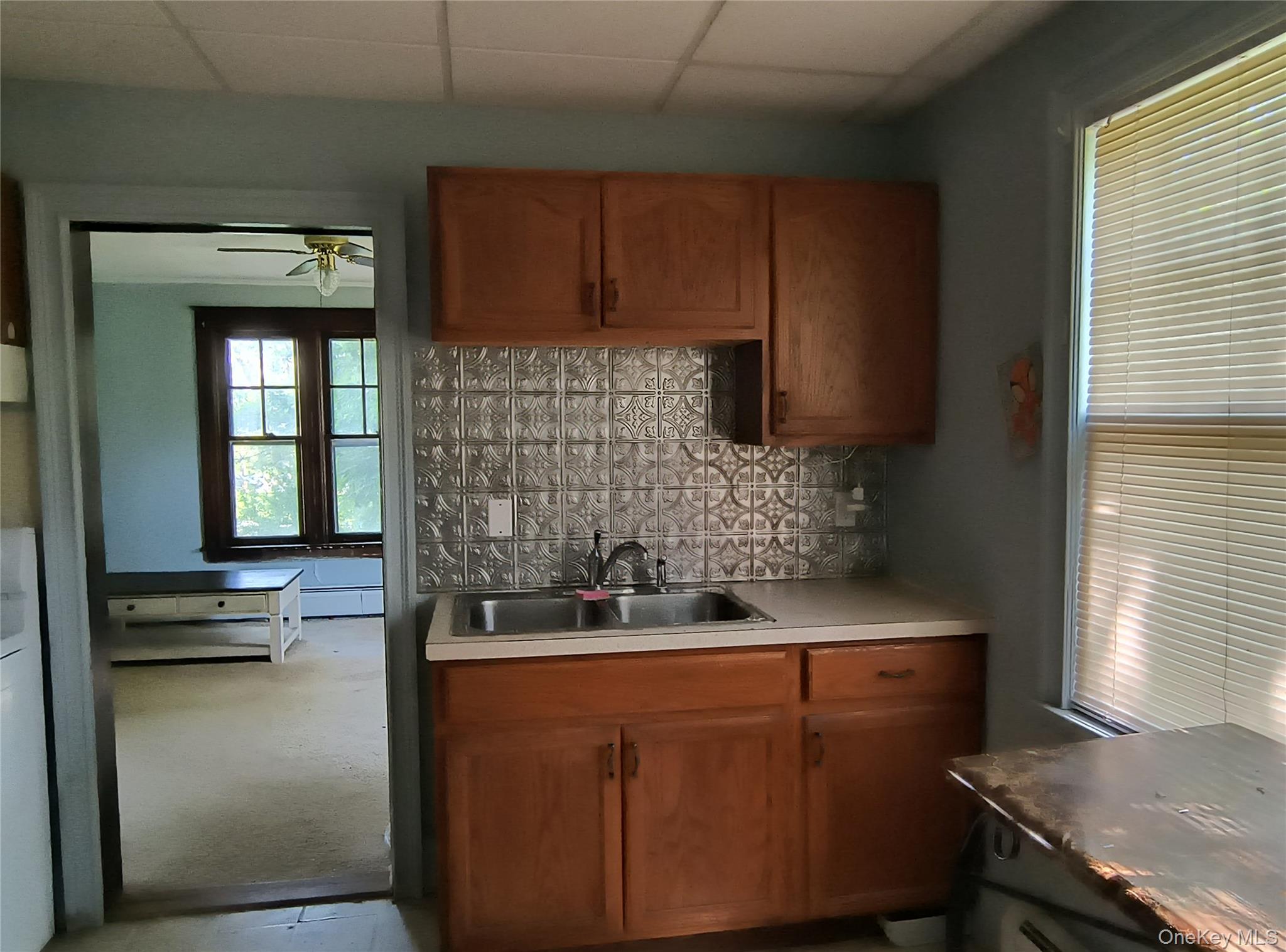 210 Manchester Road Poughkeepsie, NY 12603 - Photo 3 of 21