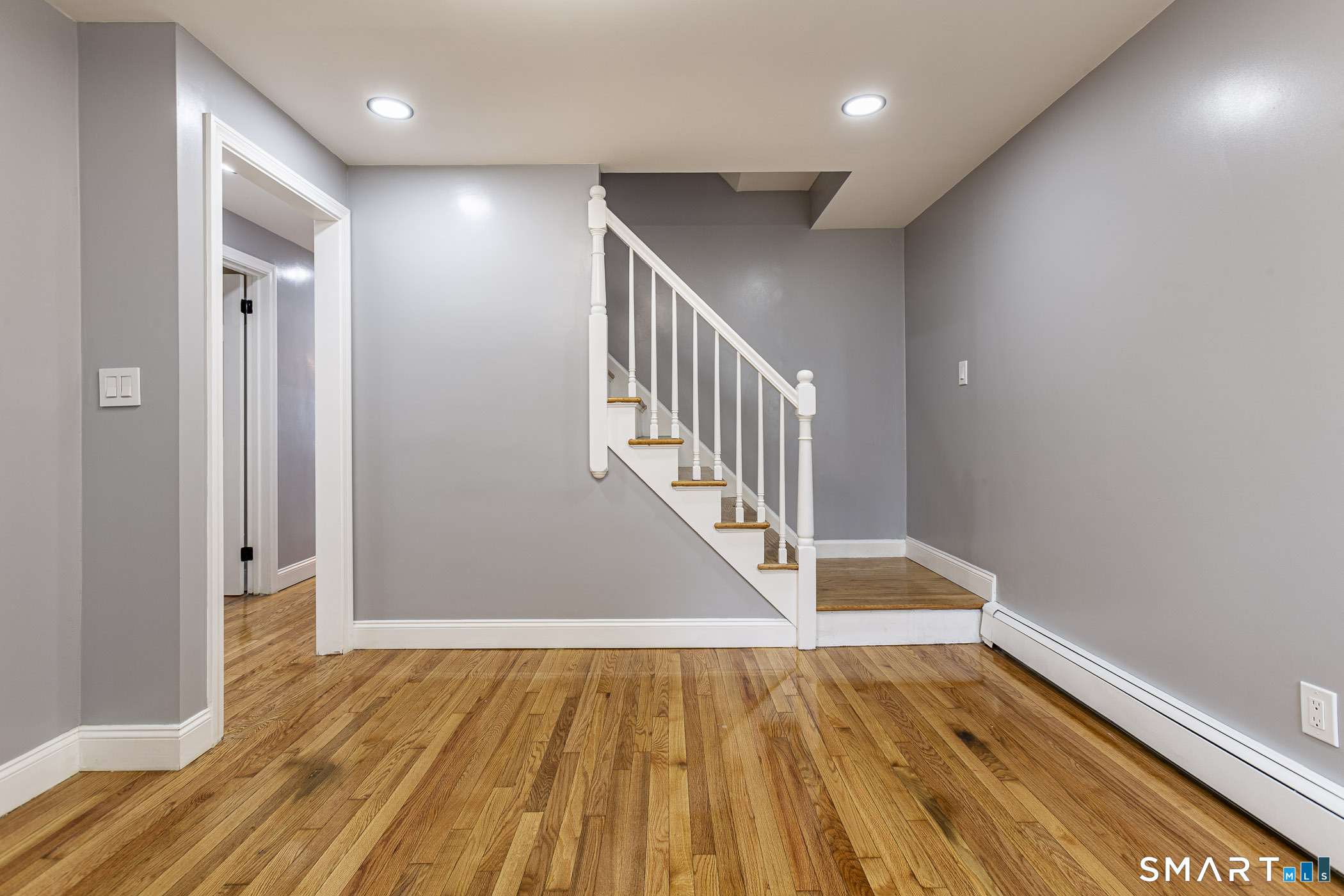 83 Olcott Street Manchester, CT 06040 - Photo 28 of 44