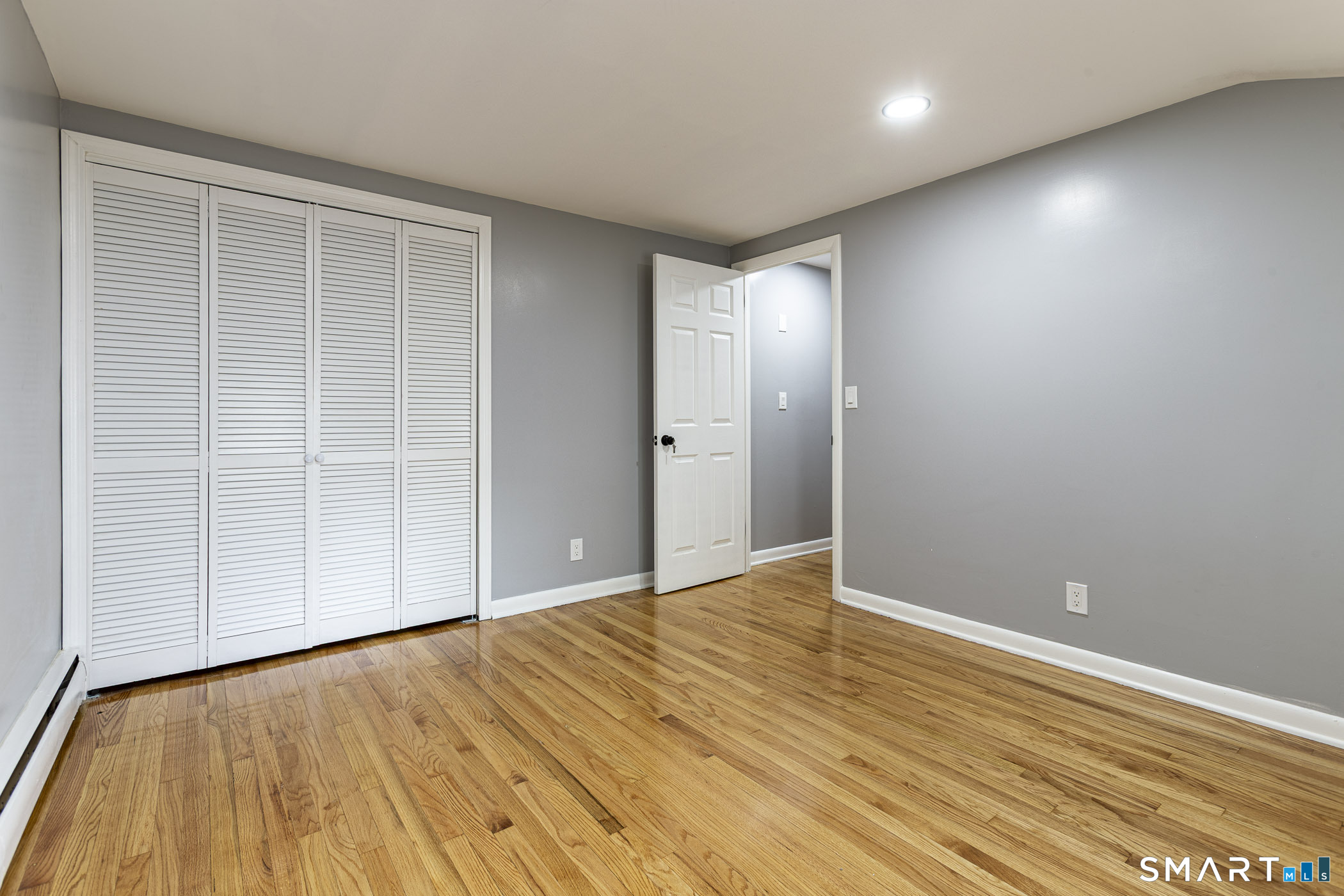 83 Olcott Street Manchester, CT 06040 - Photo 30 of 44